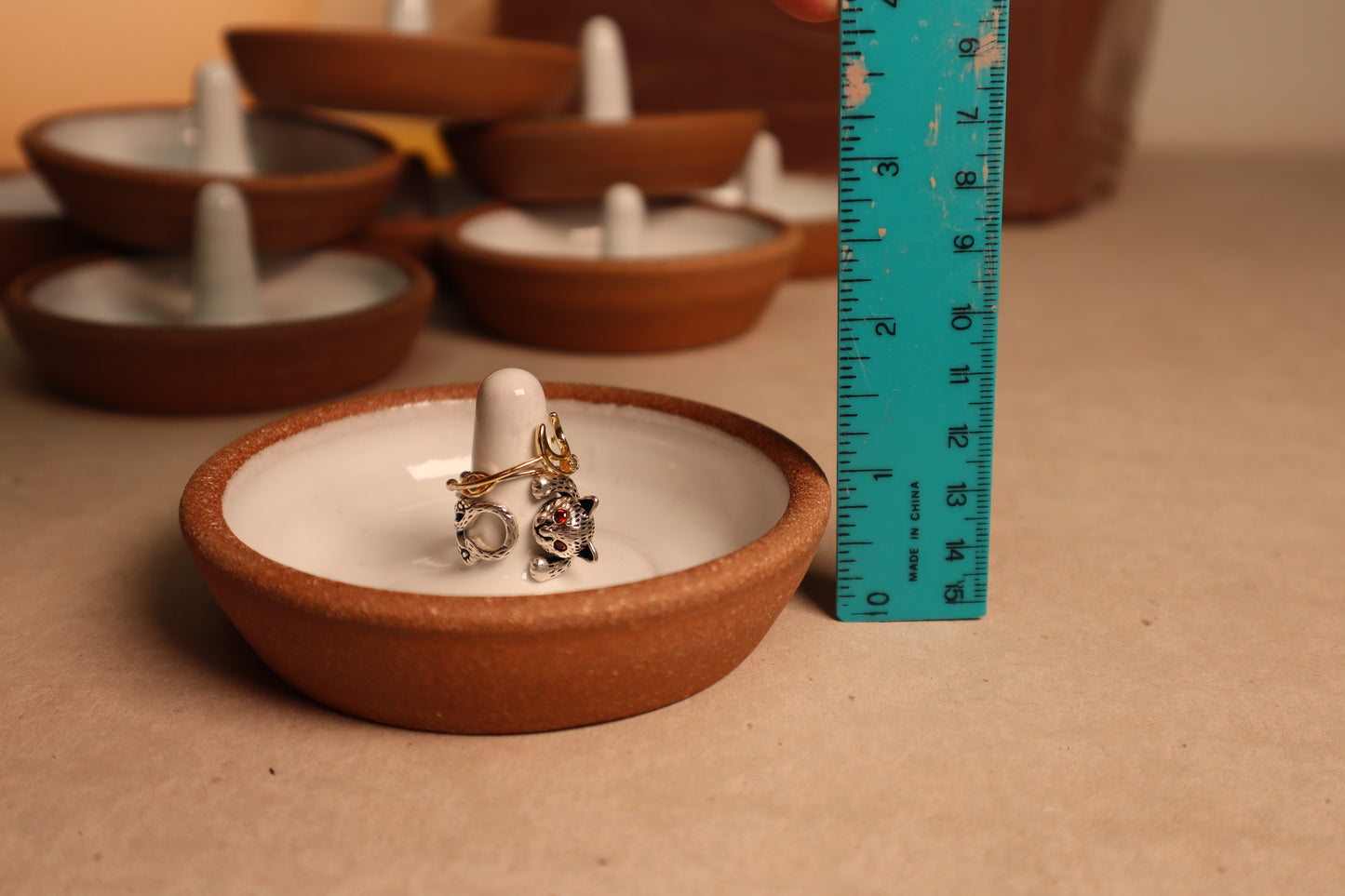 ring dish | glossy white