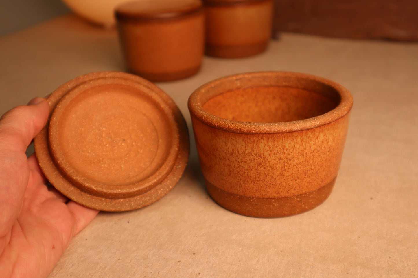 salt cellar | nutmeg