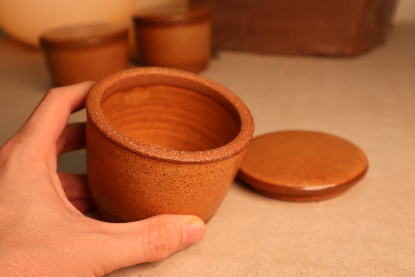 salt cellar | nutmeg