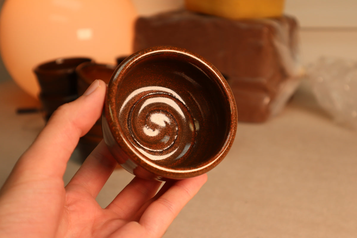 sauce bowl | iron red