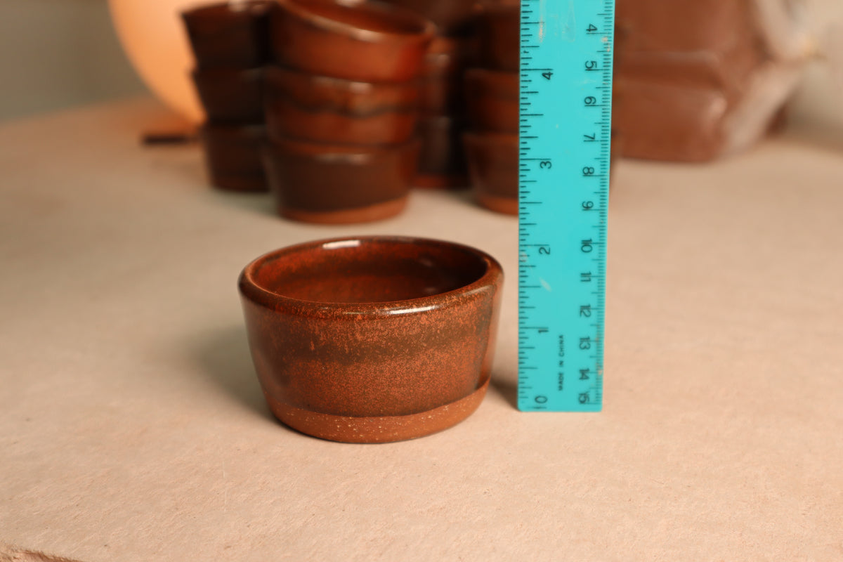 sauce bowl | iron red