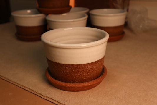 planter | white