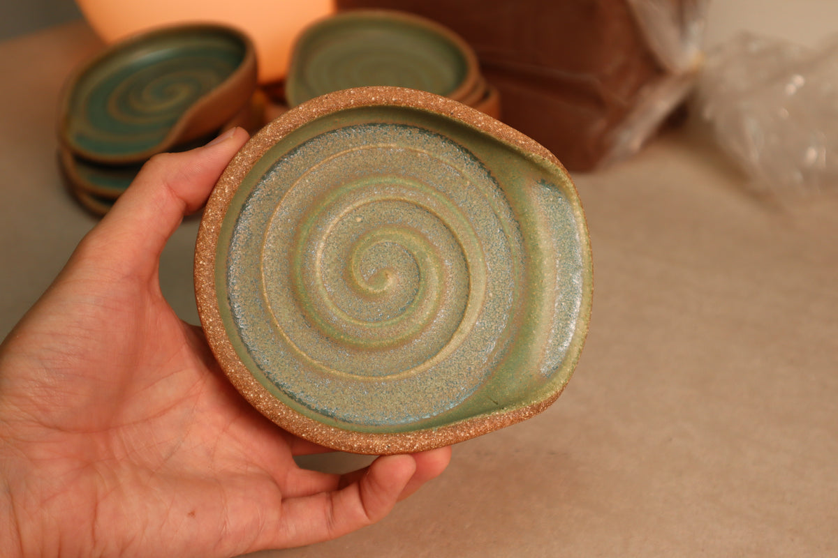 spoon rest | fern mist