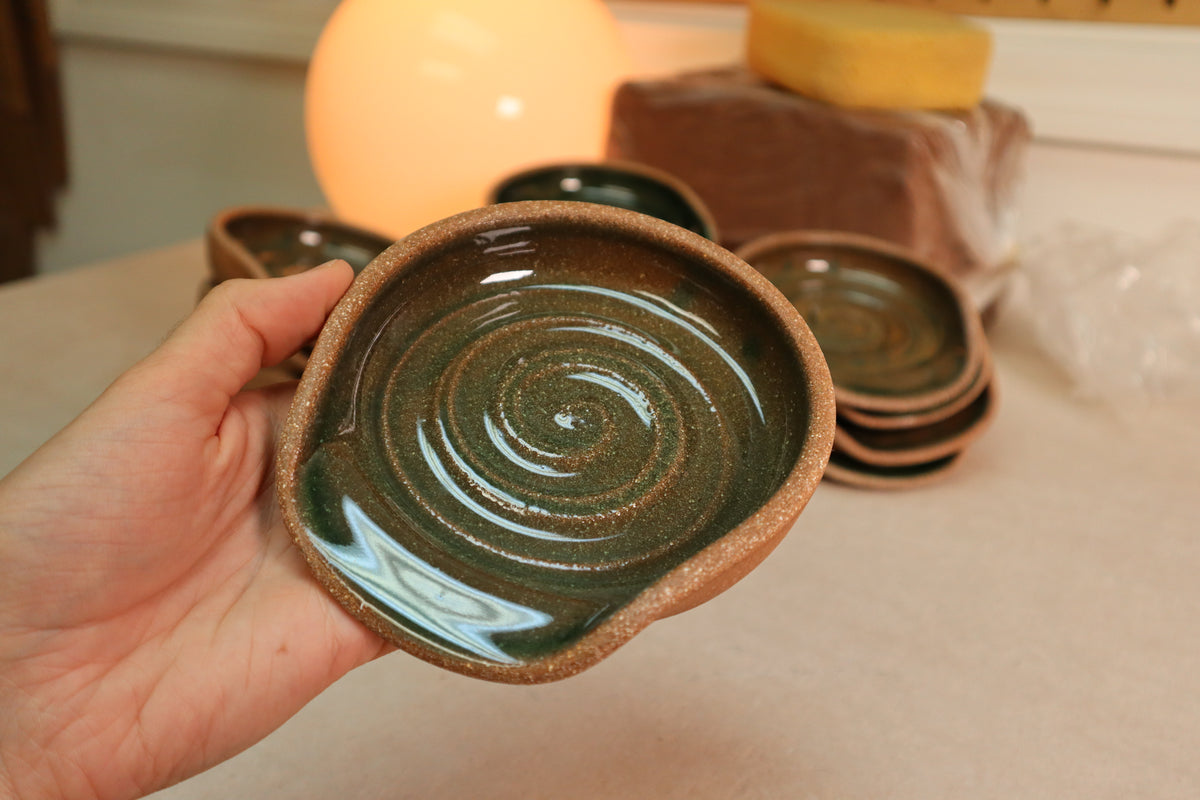 spoon rest | green