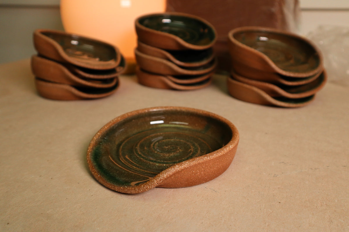 spoon rest | green